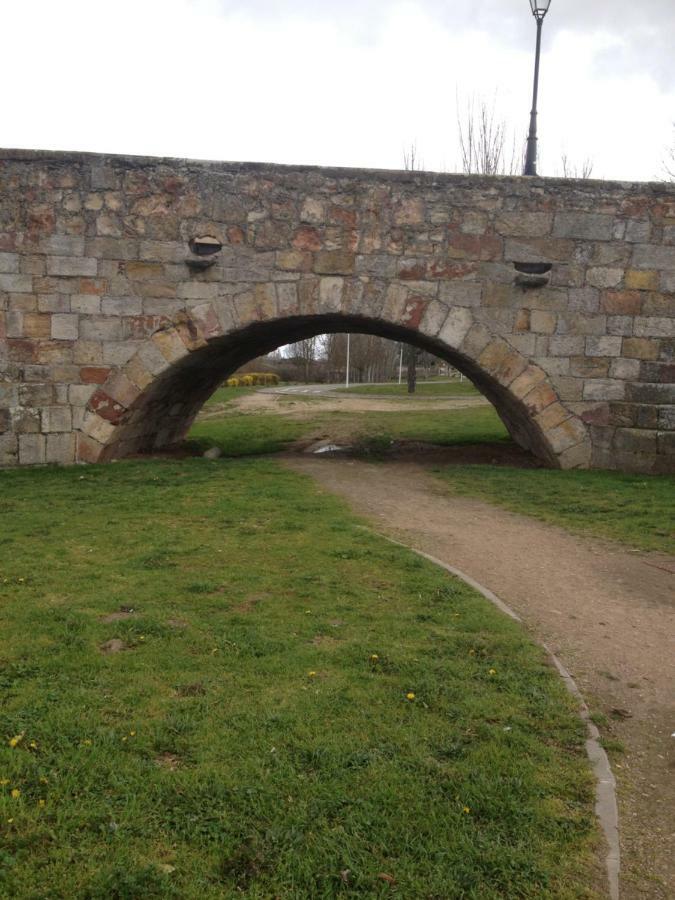 Turisticos Puente P3 2-a
